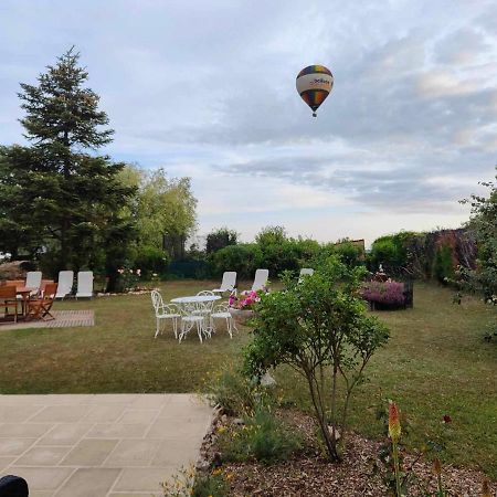La Maison Genevier - Chambre Doreline Montreuil-en-Touraine Eksteriør billede